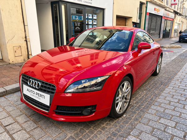 AUDI TT