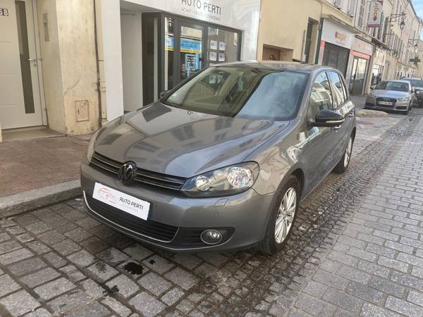 VOLKSWAGEN GOLF VII